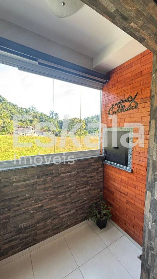 Apartamento semi-mobiliado com 02 quartos barra do rio cerro - jaraguá do sul