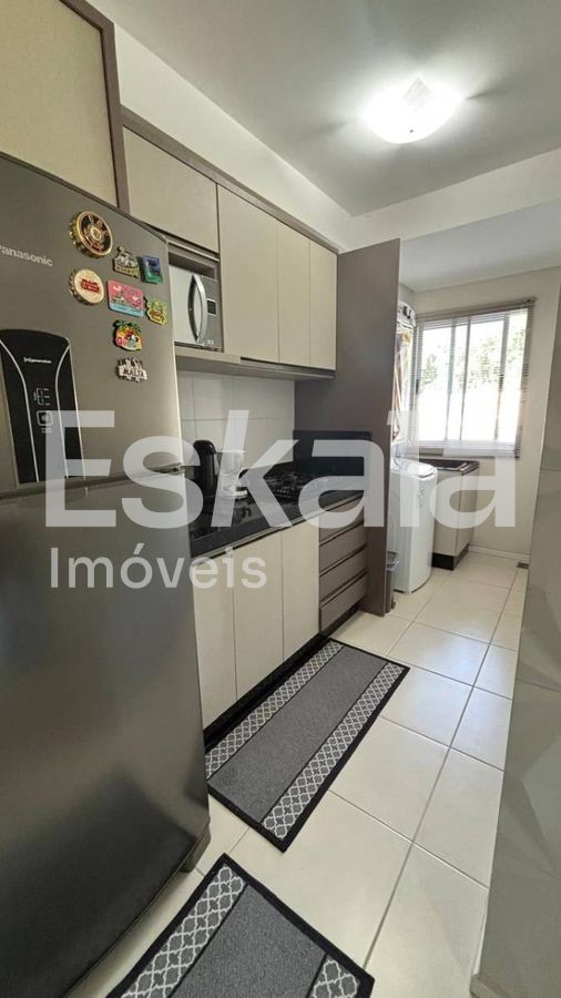 Apartamento semi-mobiliado com 02 quartos barra do rio cerro - jaraguá do sul