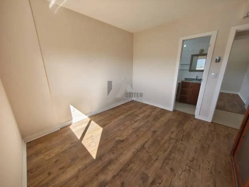 Apartamento com 3 quartos Pantanal Florianópolis
