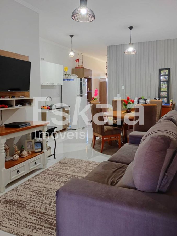 Casa, 2 quartos, 60 m² - Foto 1