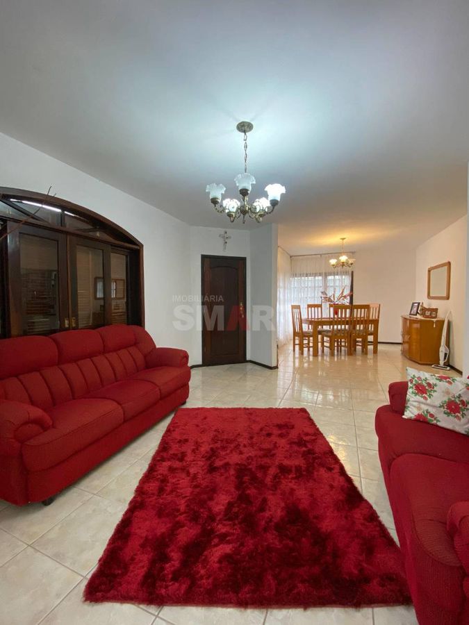 Casa com 4 Quartos à Venda em Três Rios do Sul