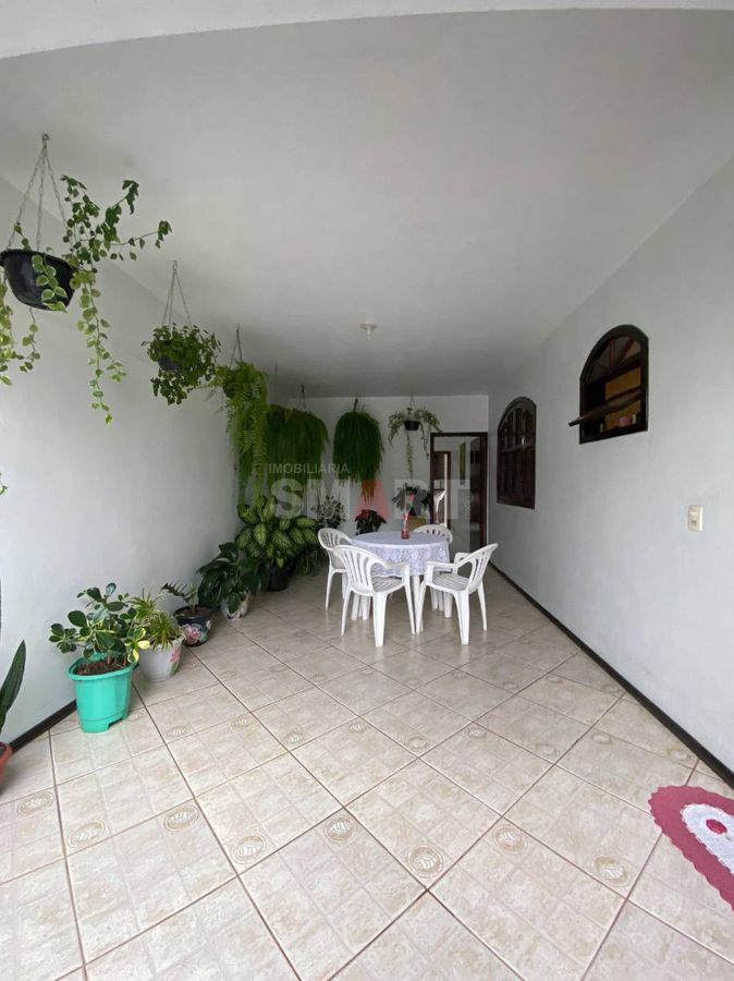 Casa com 4 Quartos à Venda em Três Rios do Sul