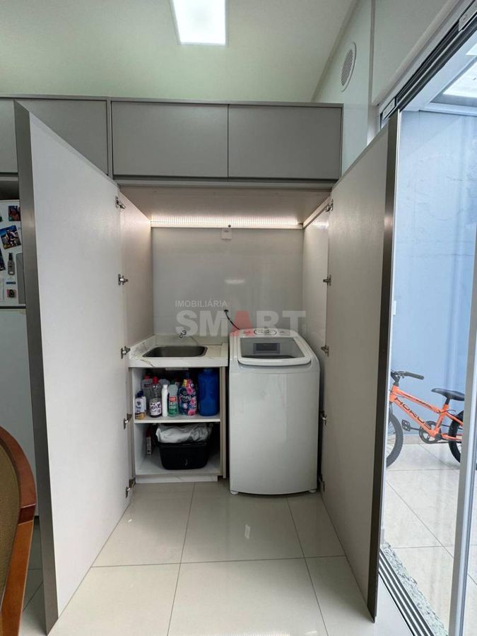 Casa Geminada Semimobiliada com 2 Suítes em Três Rios do Sul