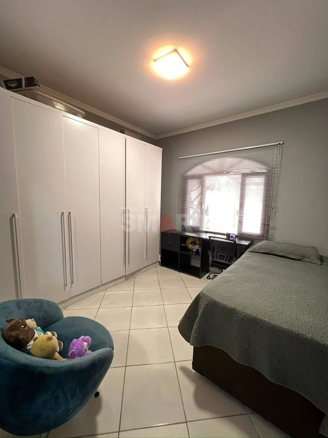 Casa com Piscina 1 Suíte e 2 Quartos no Centro de Jaraguá do Sul