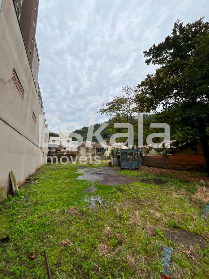 Terreno, 1353 m² - Foto 1