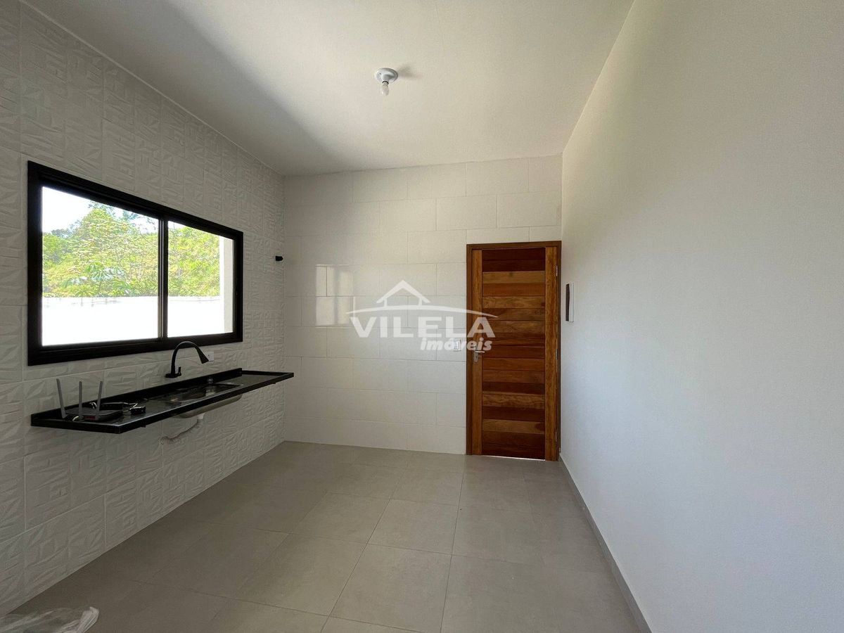 Casa Nova Com 03 Dormitórios-Morro Do Algodão