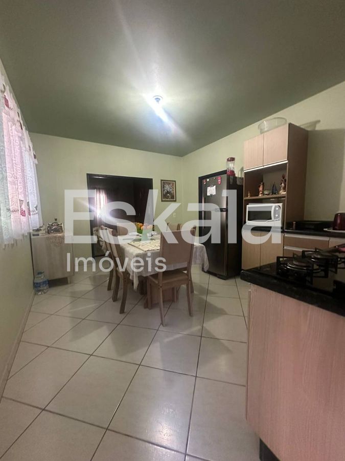 Casa semi-mobiliada com 01 suíte + 02 quartos joão pessoa - jaraguá do sul