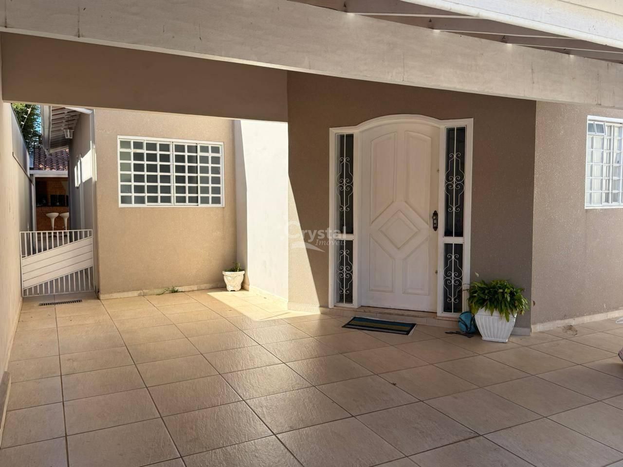 Casa à Venda com 2 Quartos (sendo1 Suíte), Área Gourmet e Garagem para 2 Carros em São Judas 2 - Avaré. Foto 2