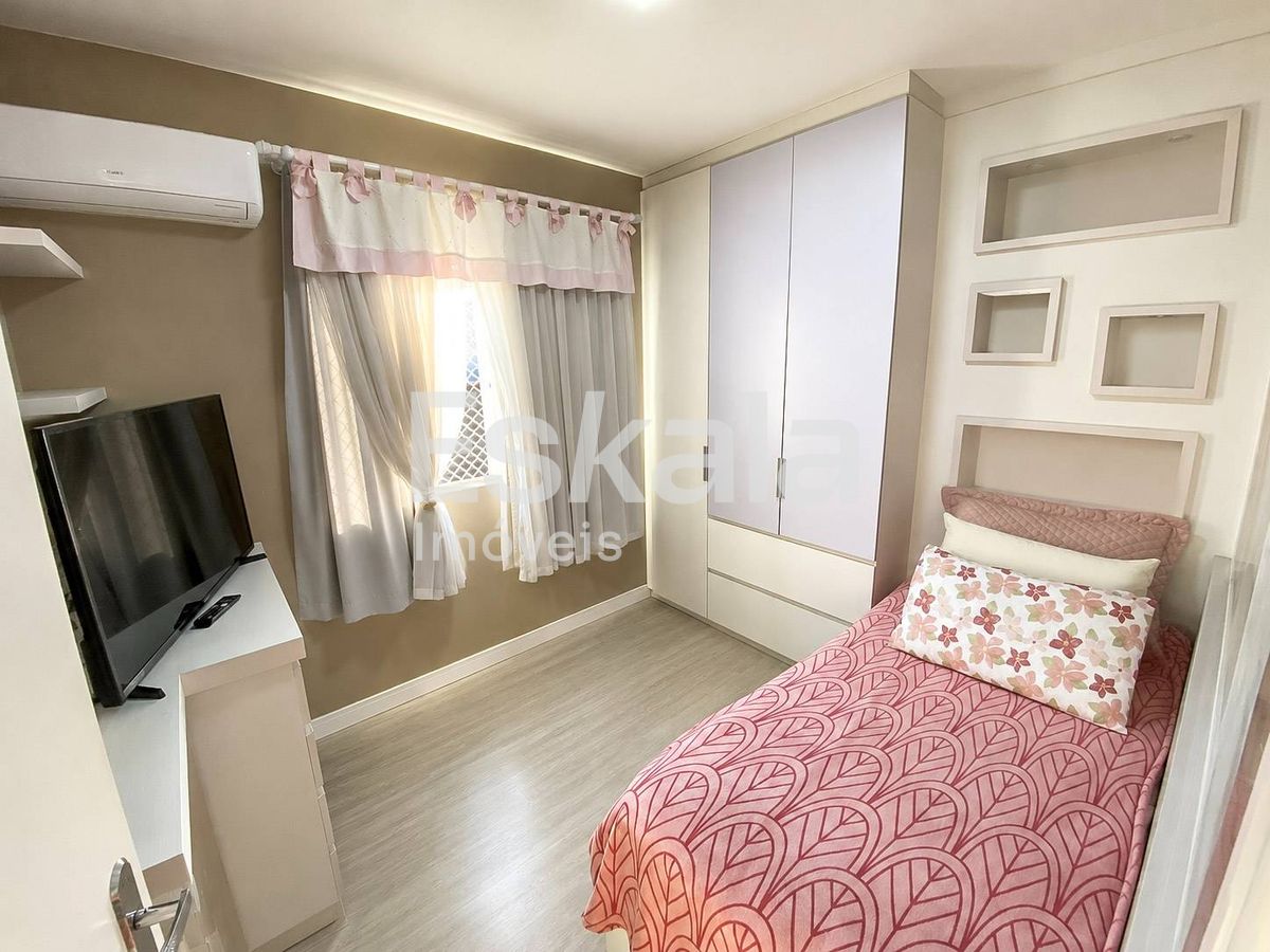 Apartamento Semimobiliado com 01 Suíte + 02 Quartos Czerniewicz - Jaraguá do Sul