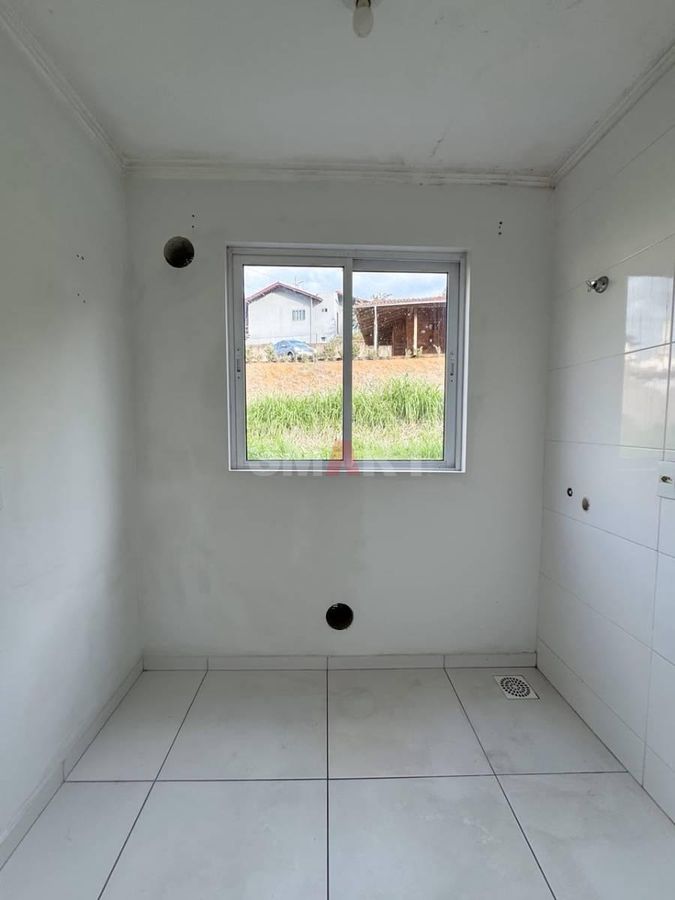 Apartamento à Venda com 2 Quartos no Chico de Paulo