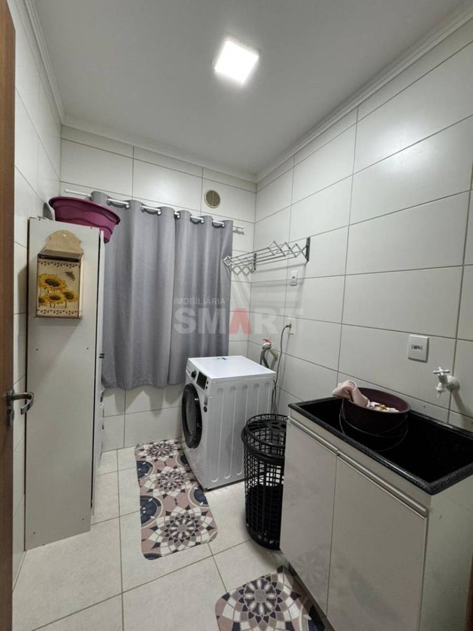 Apartamento com 1 Suíte e 1 Quarto no Jaraguá Esquerdo