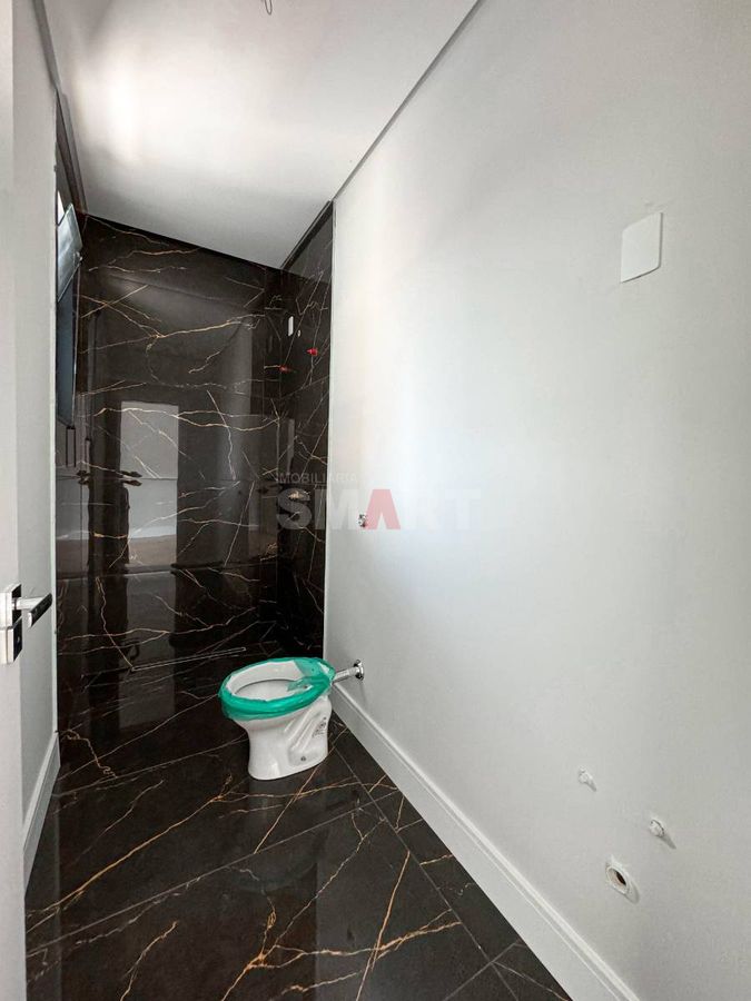 Geminado Duplex com Suíte + 2 Demi-suítes Rau