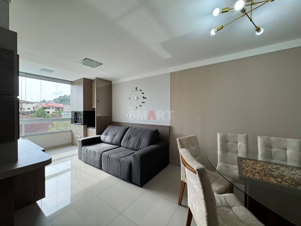 Apartamento com 1 Suíte +1 Quarto Mobiliado no Centro