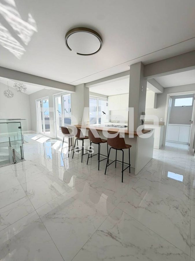 Apartamento, 3 quartos, 210 m² - Foto 2