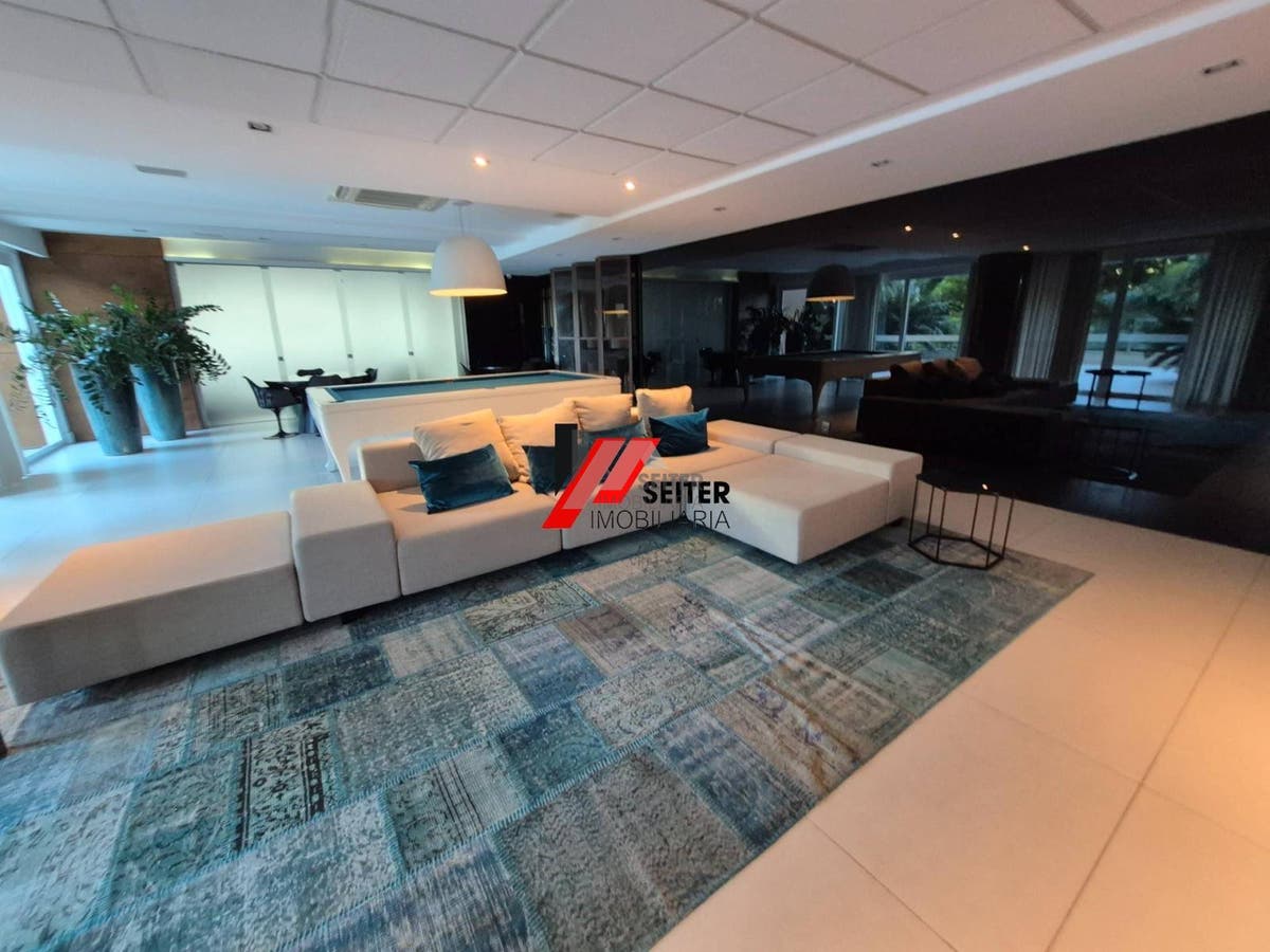 Apartamento de 2 quartos para alugar na Agronômica florianópolis