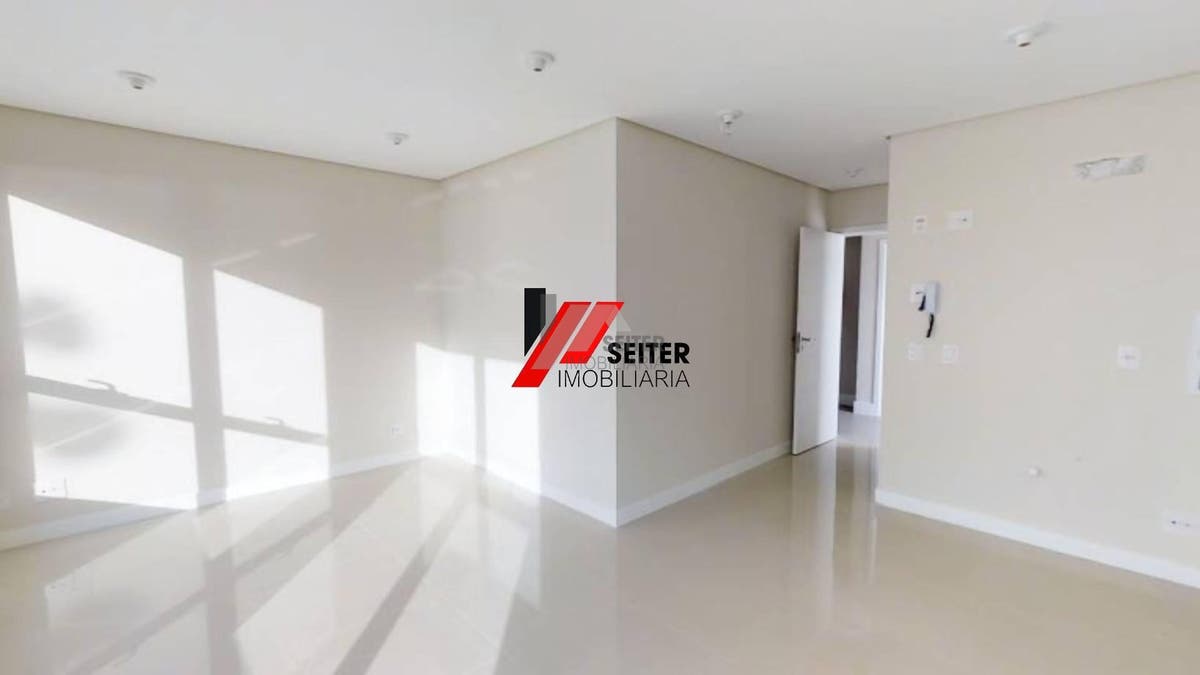 Sala comercial a venda no Itacorubi