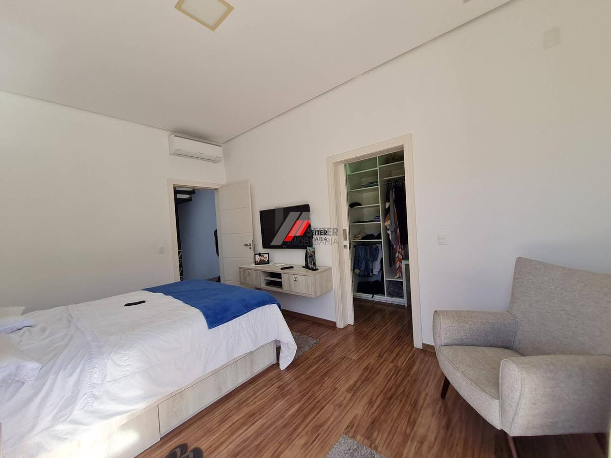 Casa de 3 suites a venda Lagoa da Conceiçao Florianopolis com 352 metros de area util