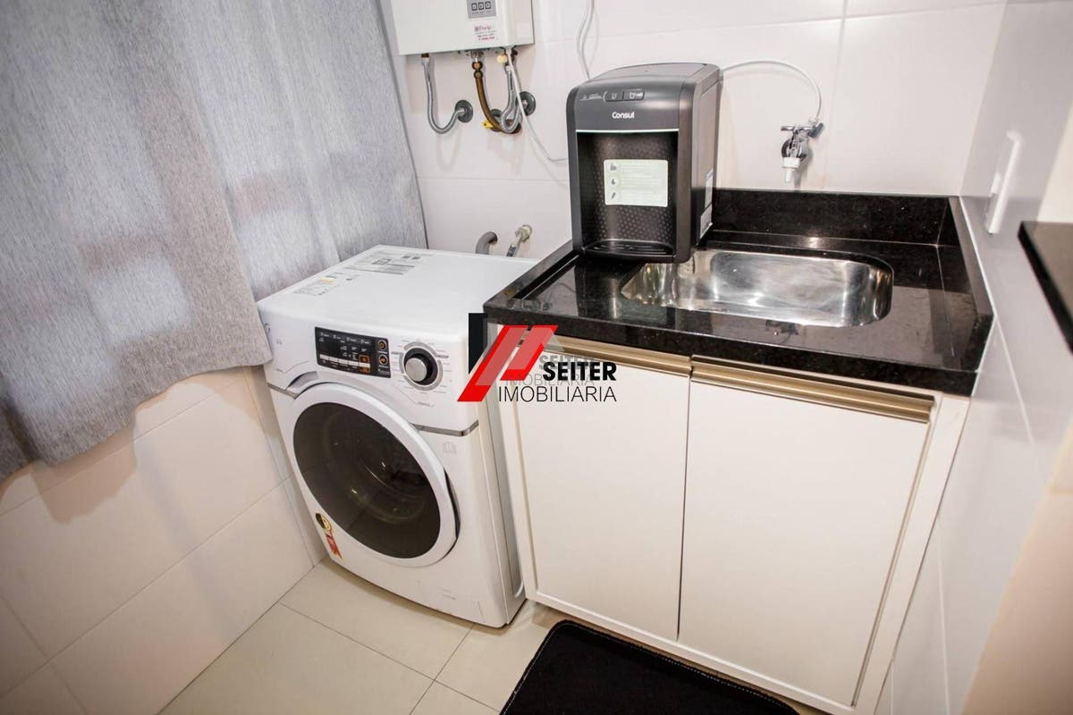 Apartamento à venda no bairro Trindade em Florianópolis.