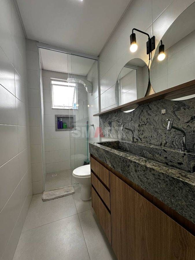 Apartamento semi-mobiliado com 1 suíte + 1 quarto com elevador