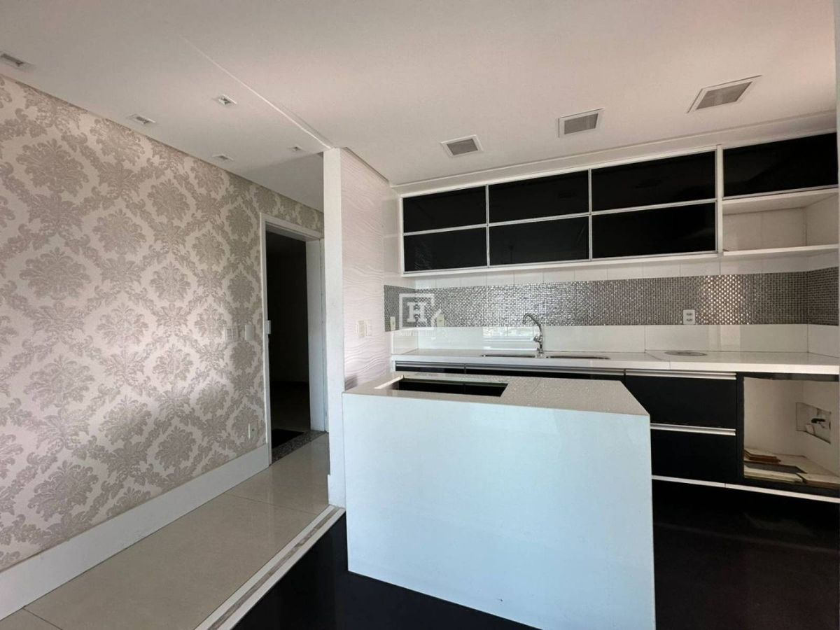 Apartamento com 3 quartos, Atalaia - Aracaju