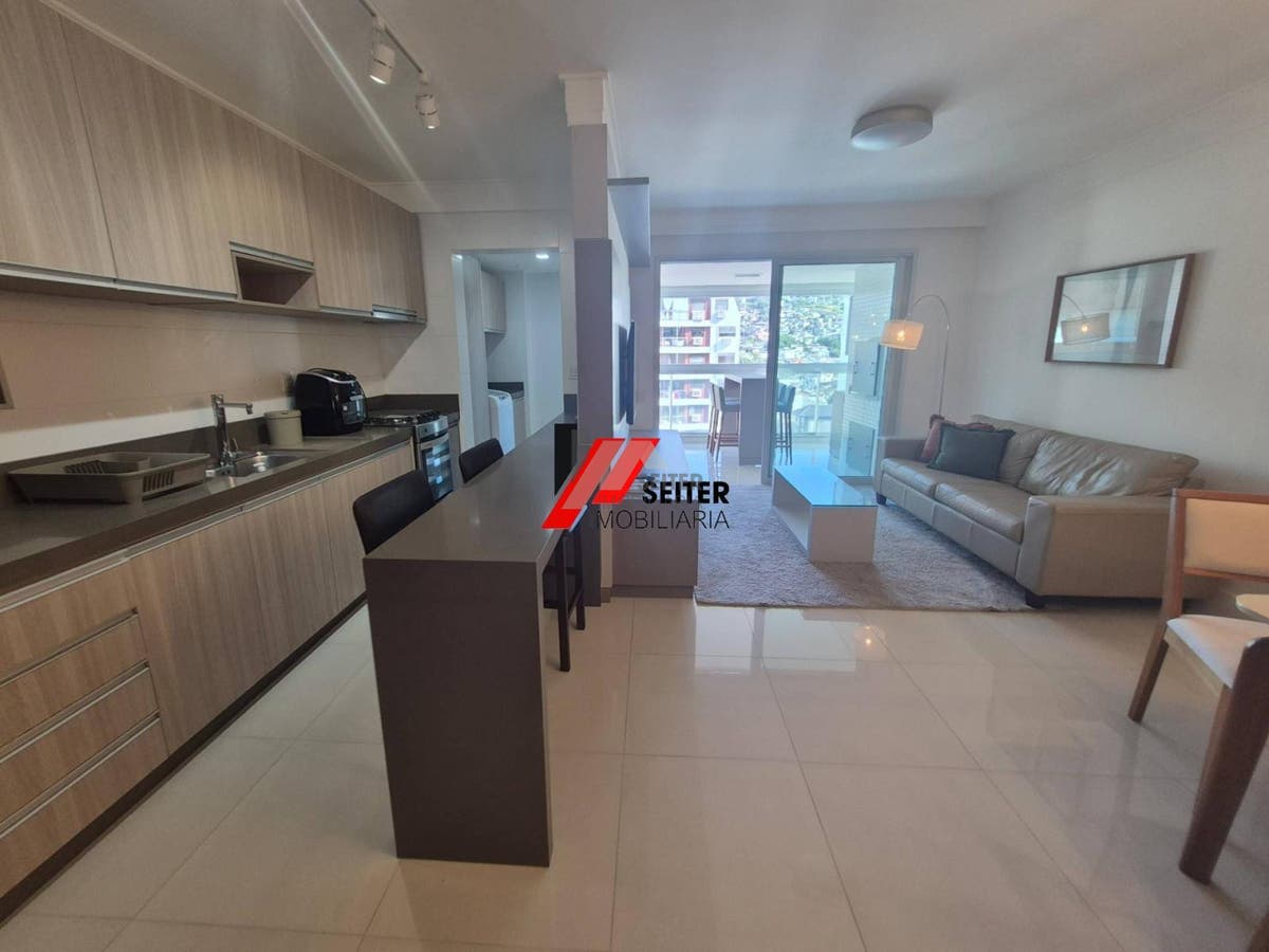 Apartamento de 2 quartos para alugar na Agronômica florianópolis
