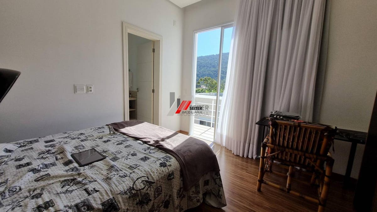 Casa de 3 suites a venda Lagoa da Conceiçao Florianopolis com 352 metros de area util