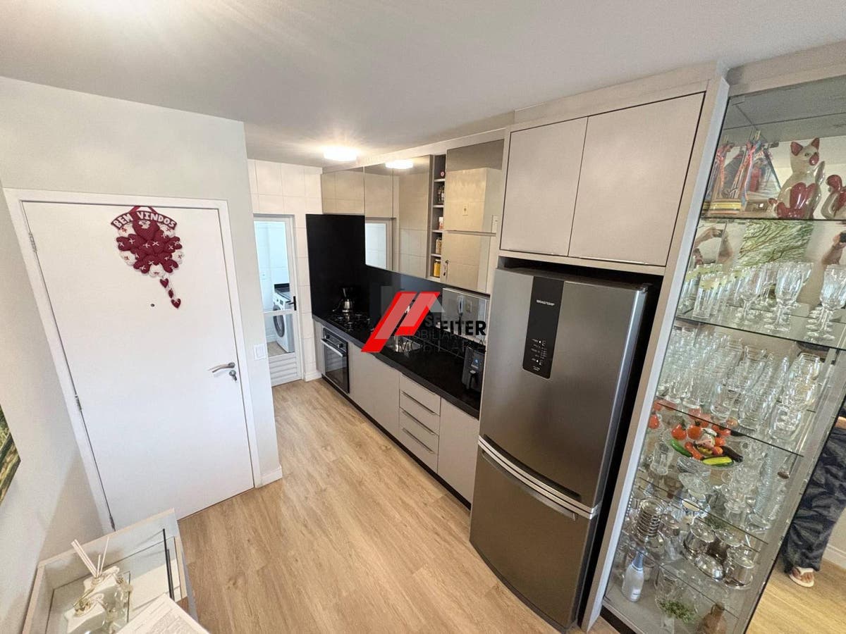 Apartamento de 2 dormitórios a venda Florianopolis Itacorubi