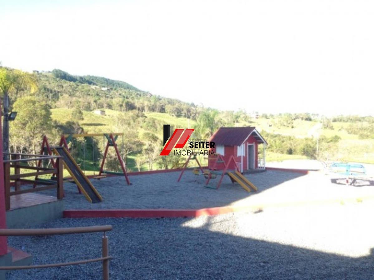 Terreno à venda em condomínio rural na cidade de Rancho Queimado