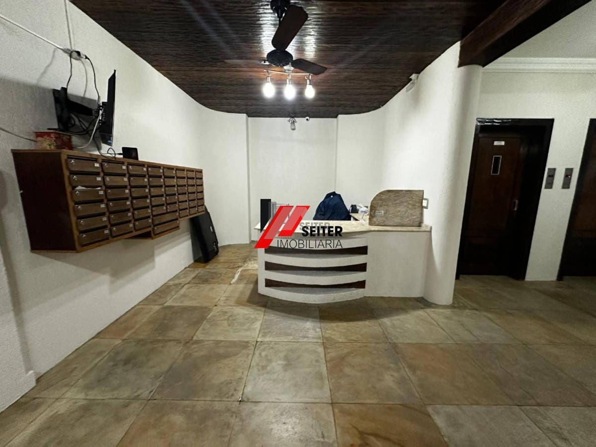Apartamento a venda no Centro de Florianópolis SC