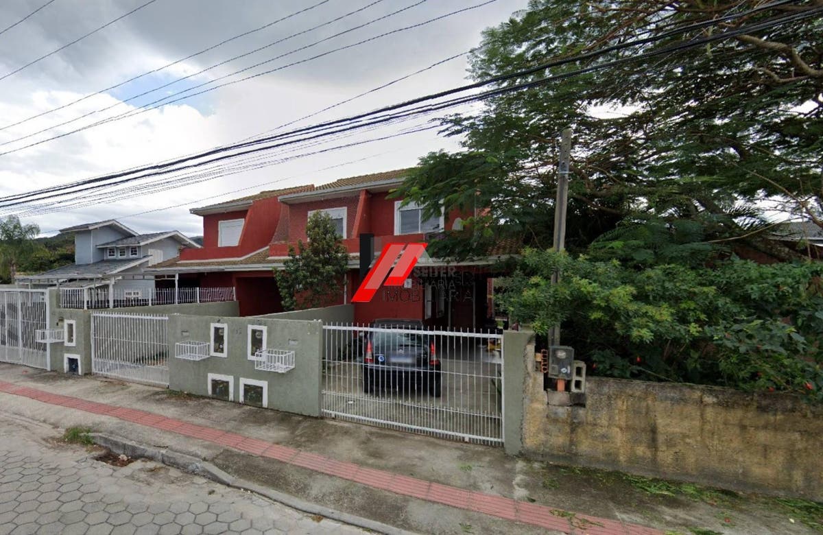 Casa de 2 dormitorios a venda Morro das Pedras Florianopolis