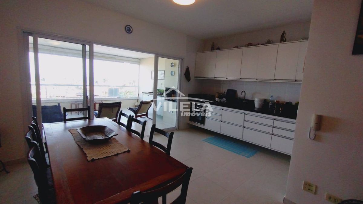 Belo Apartamento Indaiá