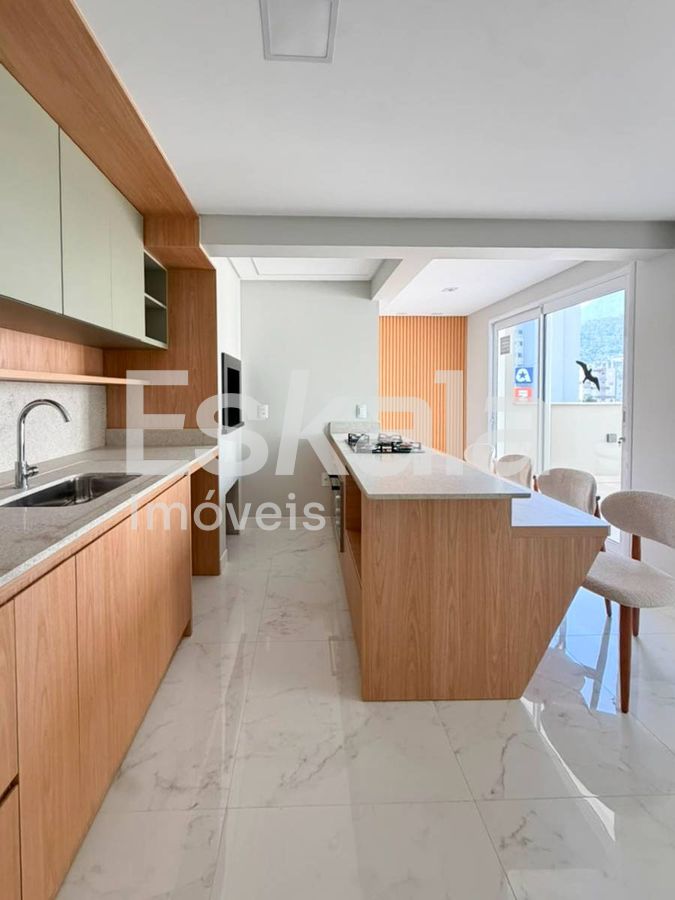 Apartamento, 3 quartos, 242 m² - Foto 2