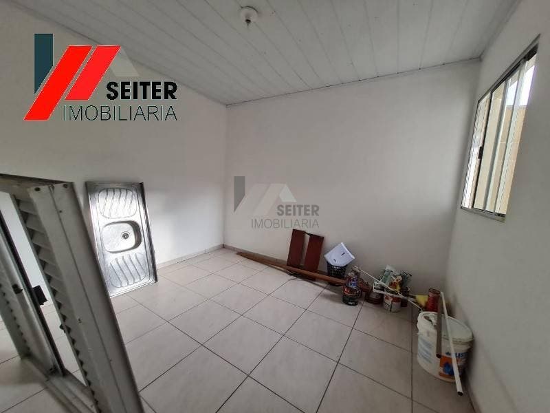 Casa 3 dormitorios para locação trindade