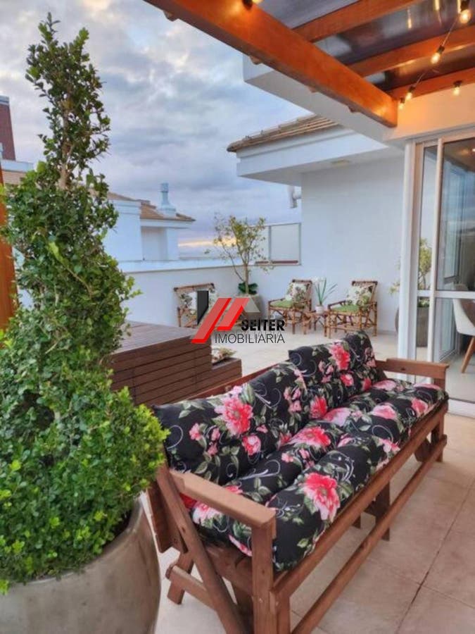 Cobertura à venda em Ponta das Canas Florianópolis