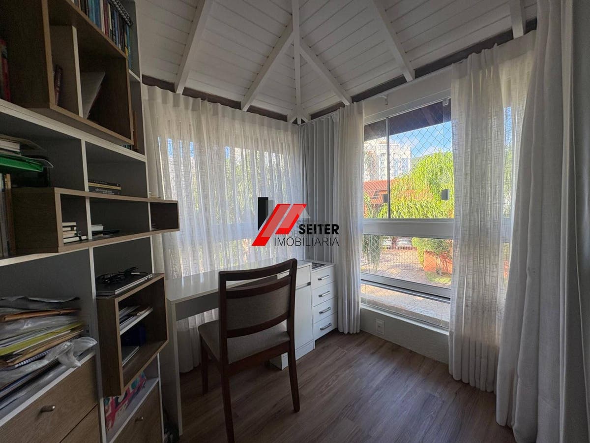 Casa de 4 suites a venda Ssanta Monica Florianopolis