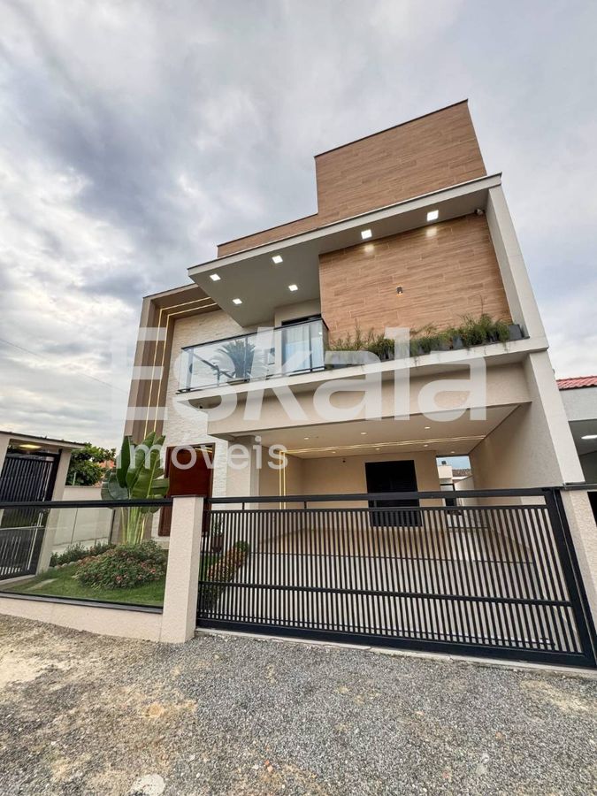 Casa Alto Padrão Mobiliada Com 03 Suítes Rau - Jaraguá Do Sul