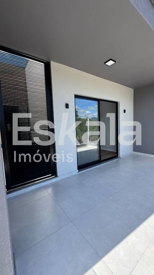 Sobrado Com 01 Suíte + 02 Quartos Amizade - Jaraguá do Sul