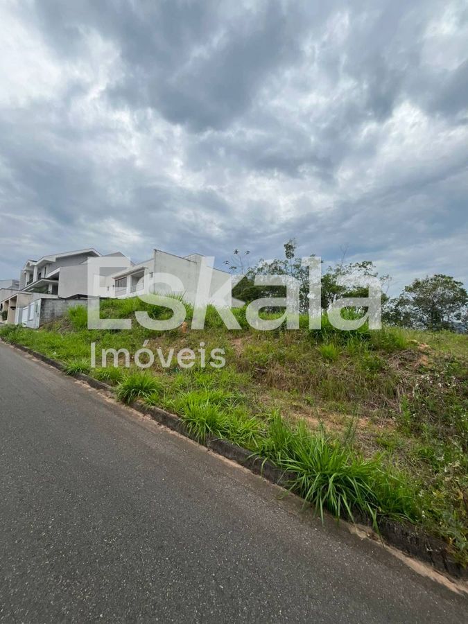 Terreno á venda com 440,83m² Três Rios do Norte, Jaraguá do Sul