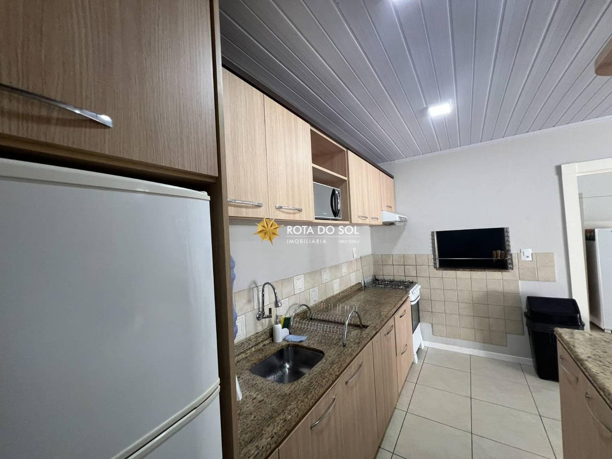 Casa 3 Quartos Próxima ao Mar Praia Bombas Bombinhas SC - 18