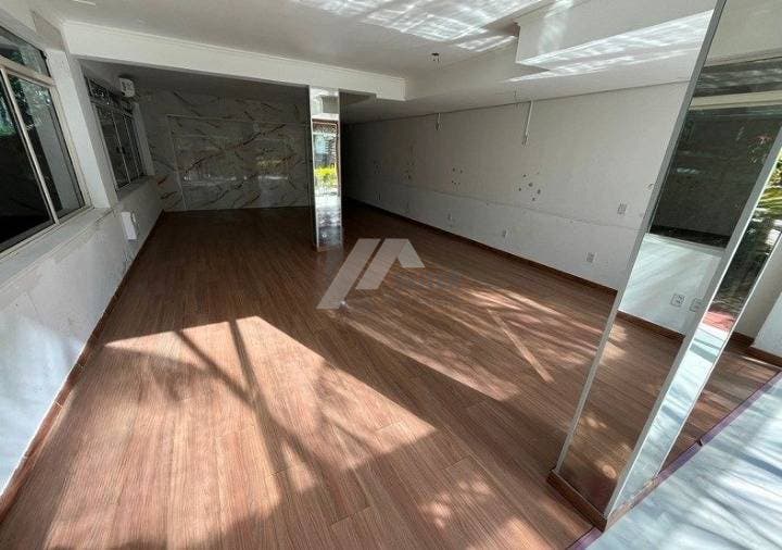 Sala comercial 94m para locação na carvoeira florianopolis