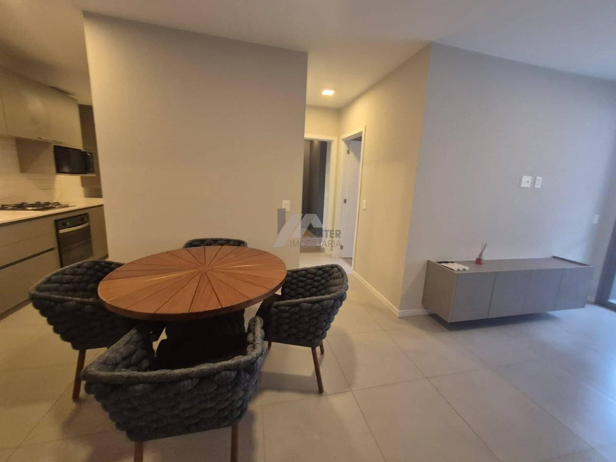 Apartamento a venda no Cacupe Florianopolis