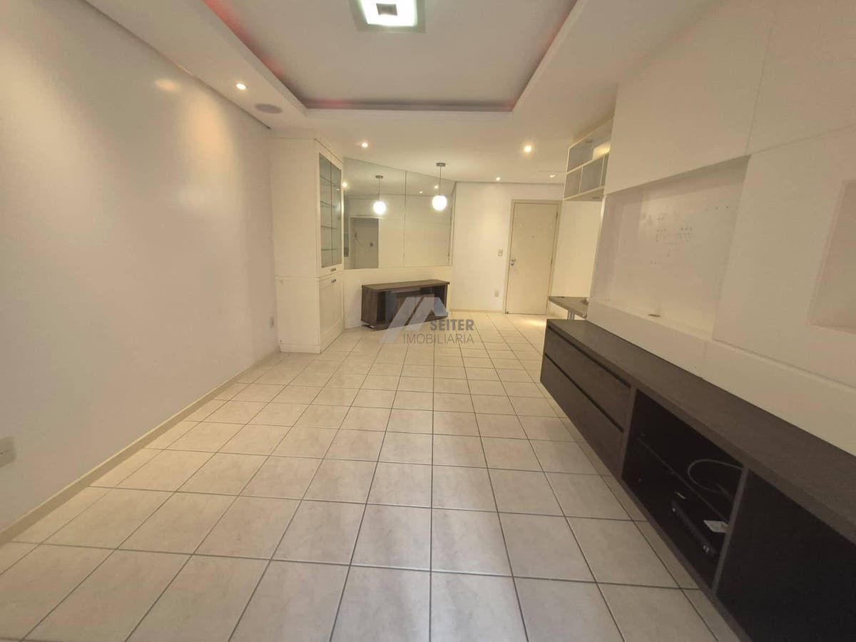 Apartamento de 2 Dormitorios aluguel Itacorubi Mobiliado