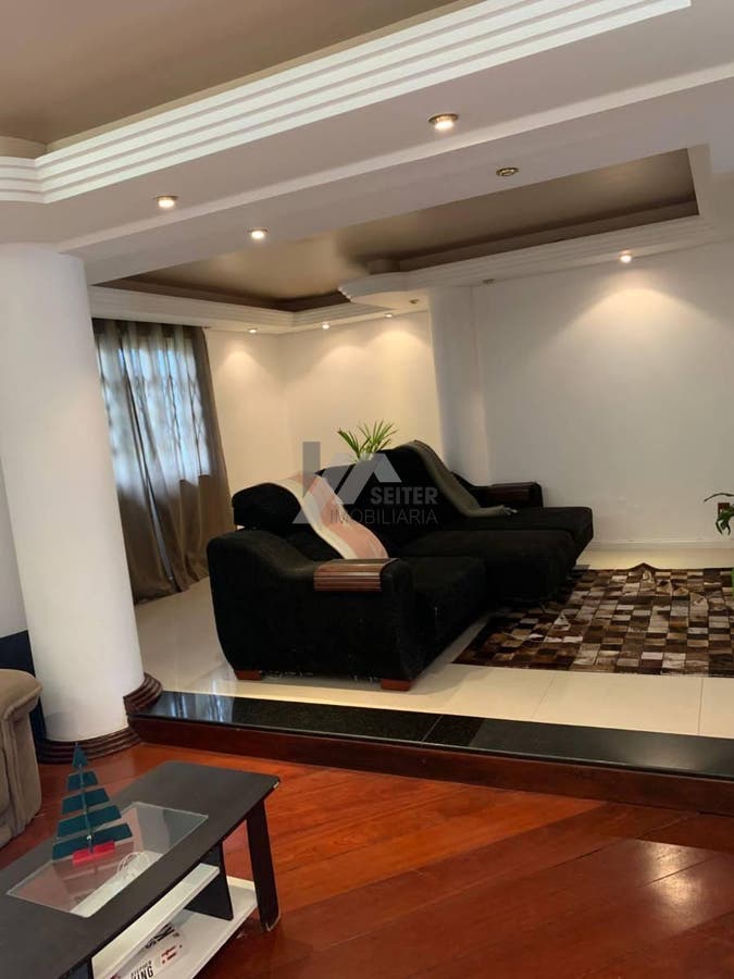 Casa com 5 quartos, Córrego Grande - Florianópolis