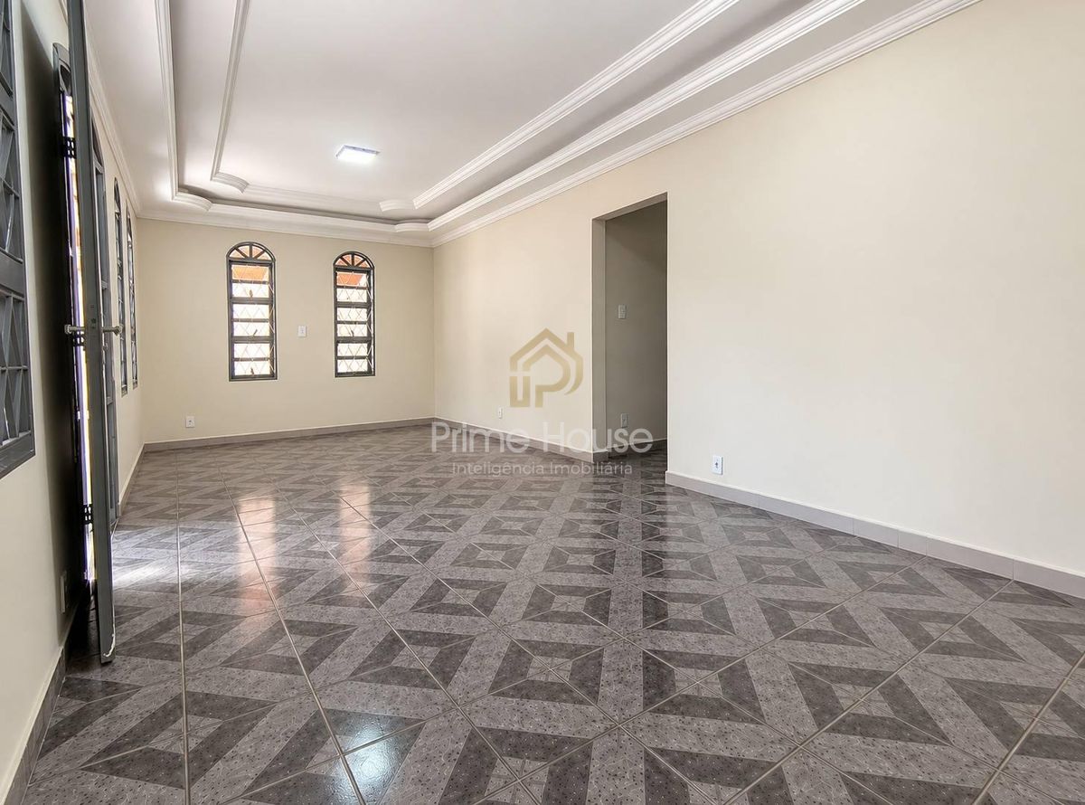 Vende-se Casa em Bairro Manga