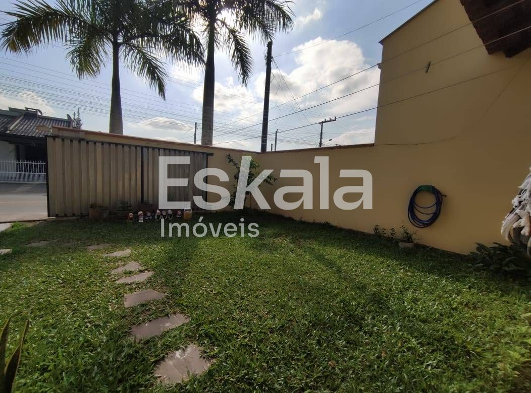 Casa semi-mobiliada com 01 suíte + 01 quarto ilha da figueira - guaramirim
