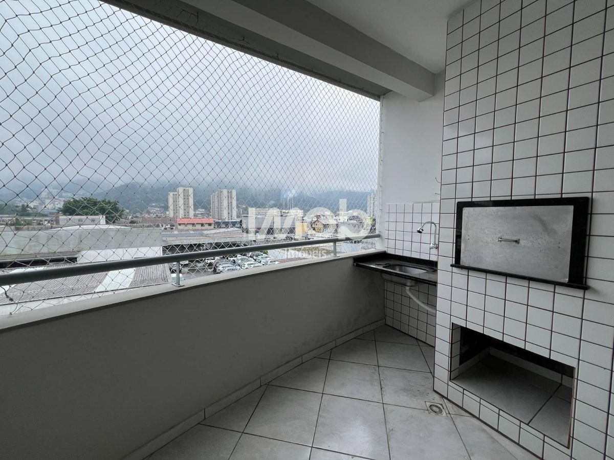 Apartamento com suíte + 2 quartos, vila baependi