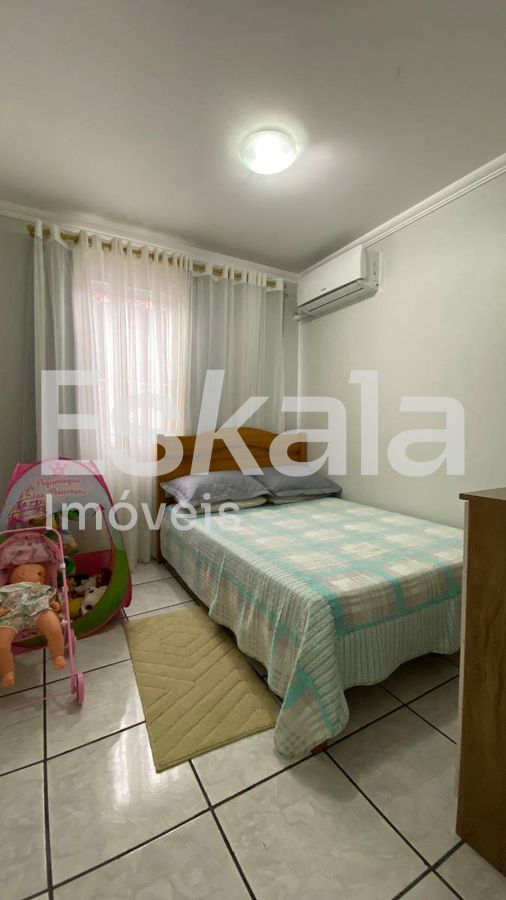 Casa Mobiliada Com 01 suíte + 03 Quartos Czerniewicz - Jaraguá Do Sul