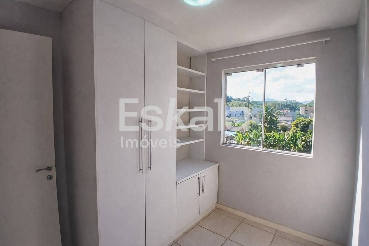 Apartamento Semi Mobiliado Com 02 Quartos São Luís - Jaraguá do Sul