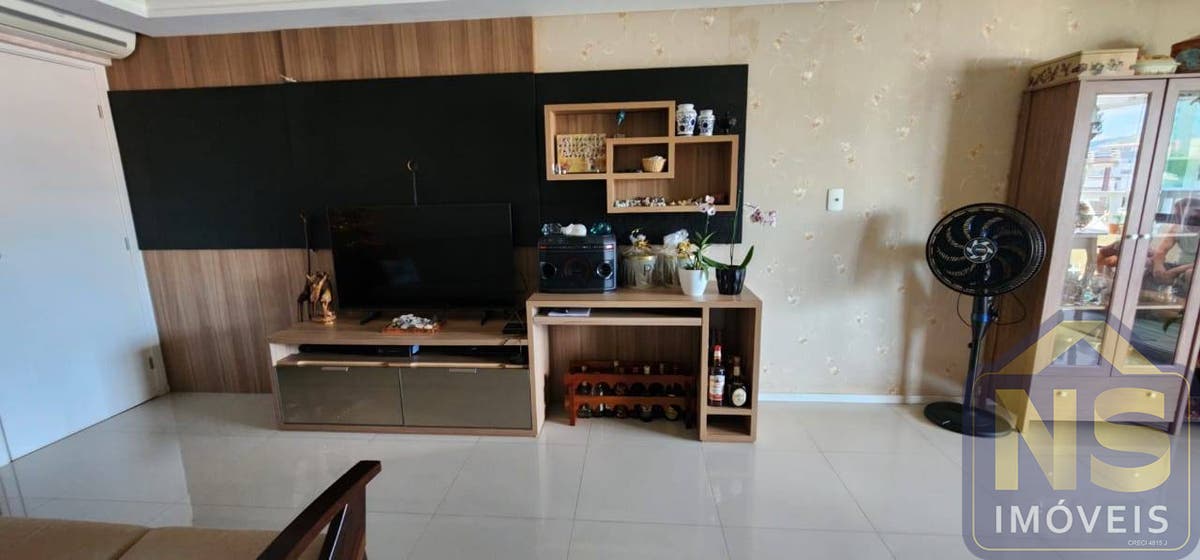 Apartamento de 2 quartos, 110m² no bairro São João, em Itajaí | Eu Corretor