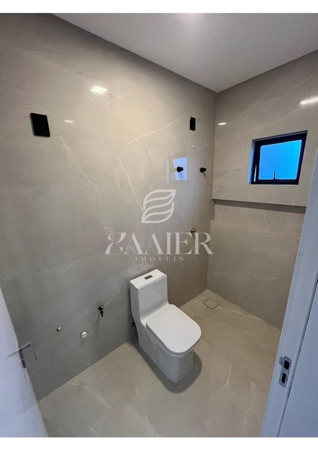 Sobrado com 3 quartos, Jardim Sofia - Joinville
